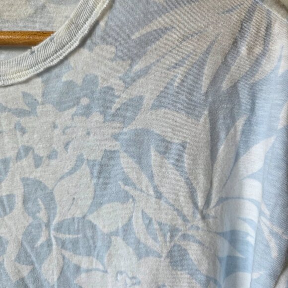 EUC AERIE WHITE / BLUE SUMMER TEE COTTON  OVERSIZED SIZE SMALL - Picture 5 of 11